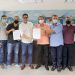 O prefeito de Santa Teresa, Kleber Medici da Costa, junto com os vereadores recebendo respostas das demandas da região. / Foto: Bruno Fritz