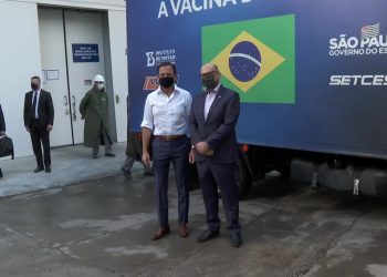 Governador João Doria e o diretor do Instituto Butantan, Dimas Covas — Foto: Reprodução/TV Globo