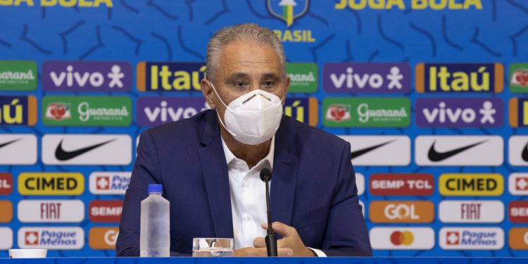 Para compartilhar esse conteúdo, por favor utilize o link https://www1.folha.uol.com.br/esporte/2021/05/tite-convoca-selecao-brasileira-para-jogos-das-eliminatorias.shtml ou as ferramentas oferecidas na página. Textos, fotos, artes e vídeos da Folha estão protegidos pela legislação brasileira sobre direito autoral. Não reproduza o conteúdo do jornal em qualquer meio de comunicação, eletrônico ou impresso, sem autorização da Folhapress (pesquisa@folhapress.com.br). As regras têm como objetivo proteger o investimento que a Folha faz na qualidade de seu jornalismo. Se precisa copiar trecho de texto da Folha para uso privado, por favor logue-se como assinante ou cadastrado.