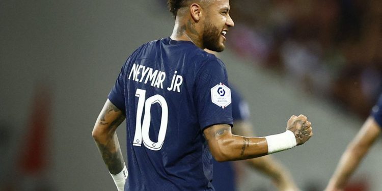 Neymar é artilheiro no campeonato francês