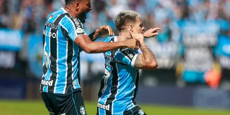 Foto: Luiz Erbes/AGIF / Lance!